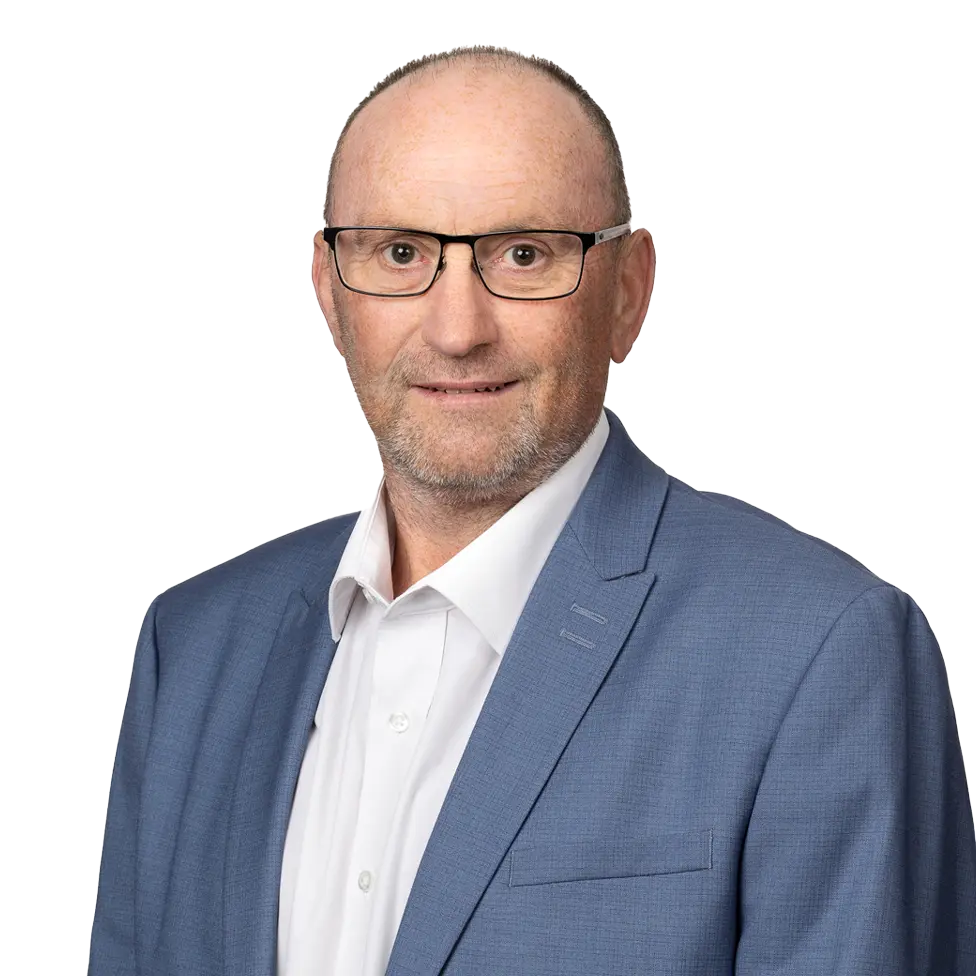 Neil Hall Profile Picture